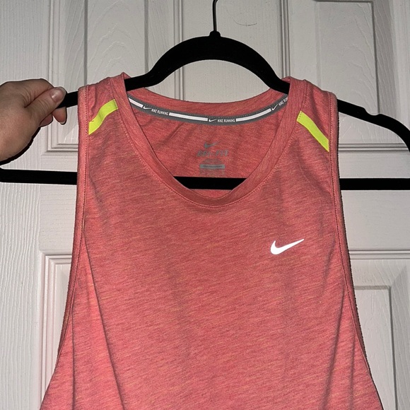 Nike Running Dri-fit cross back tank top, women’s medium, pink/salmon - Picture 4 of 8